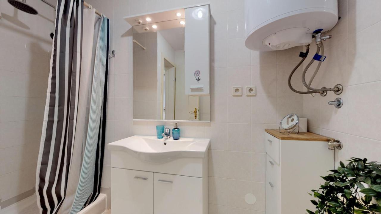Emily Deluxe Superior 5 Star Studio Apartment, Your Piece Of Heaven With Sea & Park View Novigrad  Zewnętrze zdjęcie